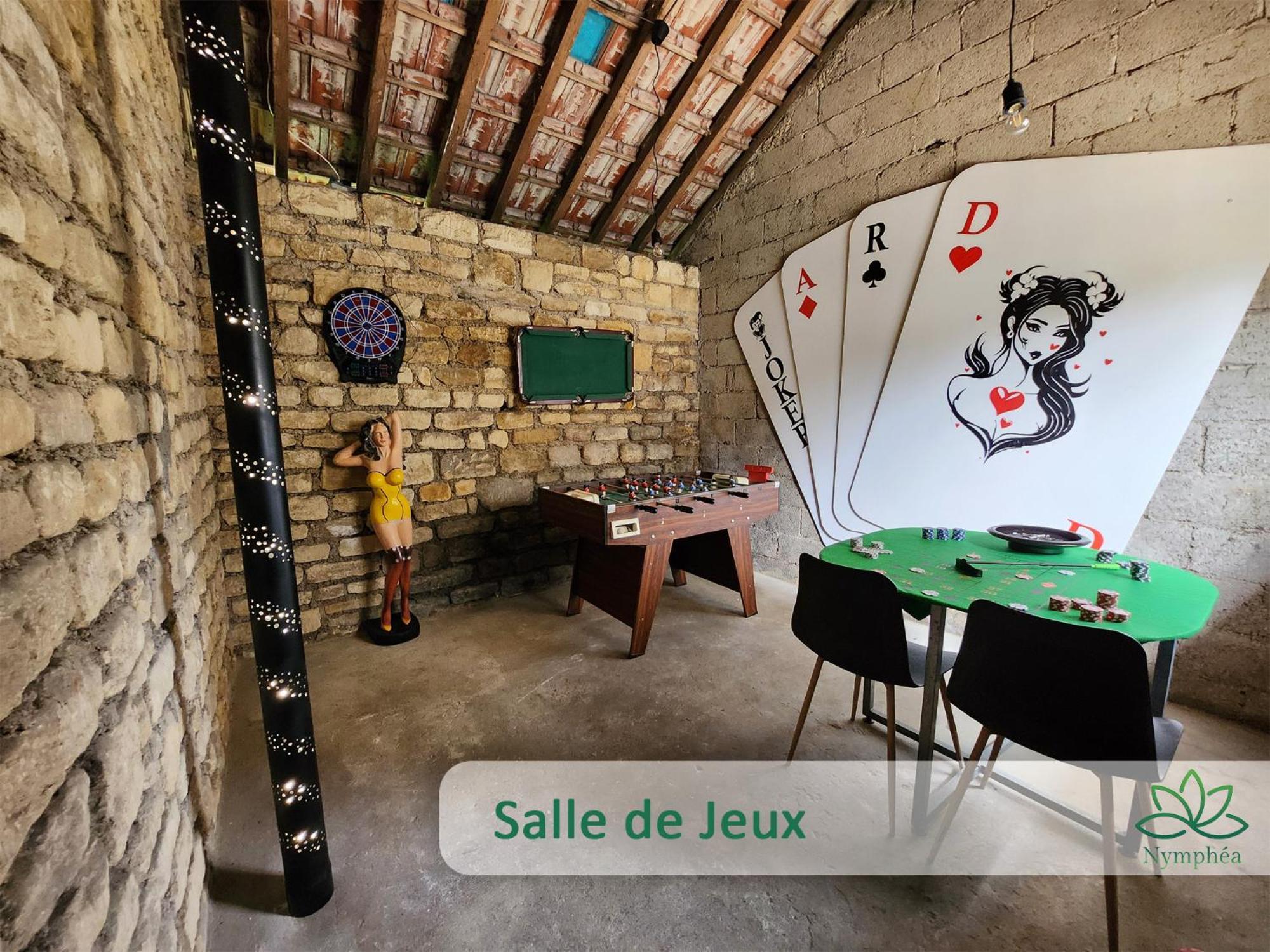 Logement Cocooning 2-4 Personnes Avec Salle De Jeux Chemery-Chehery Esterno foto
